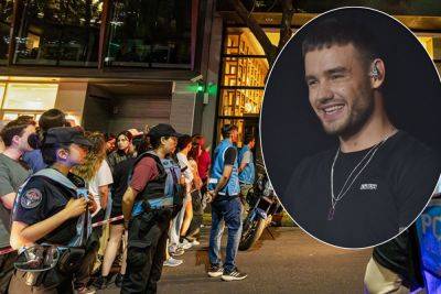 Liam Payne - Liam Payne Fans Gather For Vigil Outside Hotel Where He Died -- To Cry, Hug, & Sing Through The Pain - perezhilton.com - Argentina - city Buenos Aires, Argentina