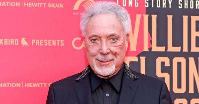 Tom Jones - Tom Jones speaks out after worried fans urge him to get health 'checked out' - dailyrecord.co.uk - Australia