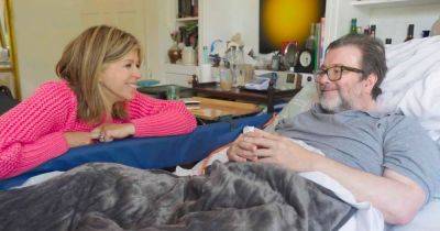 Kate Garraway - Derek Draper - Inside Kate Garraway’s husband Derek Draper's devastating health battle including moment he caught Covid - ok.co.uk - Britain