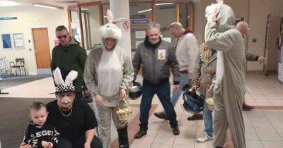 Scooter enthusiasts swoop over to University Hospital Wishaw to hand over Easter eggs - dailyrecord.co.uk