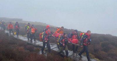 Huge rescue operation after woman gets stuck in mud in 'frightening' Peak District emergency - manchestereveningnews.co.uk
