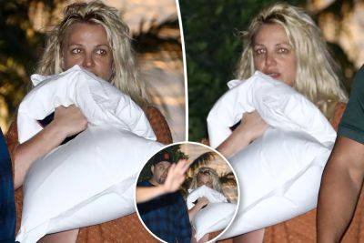Britney Spears - Page VI (Vi) - Sam Asghari - Britney Spears gets into fight with boyfriend Paul Richard Soliz at Chateau Marmont, ambulance called - nypost.com - New York - Los Angeles