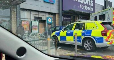 Car ploughs into Scots retail park shop as emergency services race to scene - dailyrecord.co.uk - Scotland