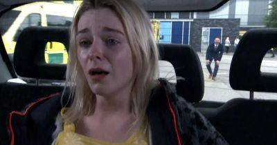 ITV Coronation Street twist leaves fans baffled as Lauren Bolton reappears in hospital - dailyrecord.co.uk