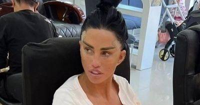 Katie Price - Katie Price's new face seen after £10,000 surgery as she gets her nails done amid bankruptcy turmoil - ok.co.uk - city Istanbul