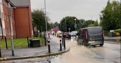 Police shut road outside Greater Manchester hospital amid flooding chaos - manchestereveningnews.co.uk - city Manchester - county Oldham