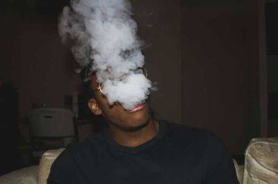 Why Vaping Is Gaining Popularity Among Ex-Smokers - curiousmindmagazine.com