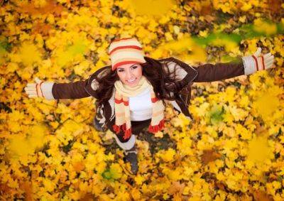 45 Funny October Quotes: Hilarious and Sarcastic Sayings That Will Make You Smile - positivityblog.com - city Chicago